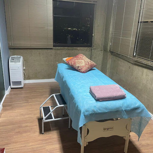 Instituto de Fisioterapia Hellen Caroline no Brooklin zona sul de São Paulo Instituto de Fisioterapia Hellen Caroline pilates, fisioterapia, RPG, palmilhas, massagem, drenagem linfática, liberação miofascial, acupuntura, ventosaterapia, disfução ATM no Brooklin zona sul de São Paulo