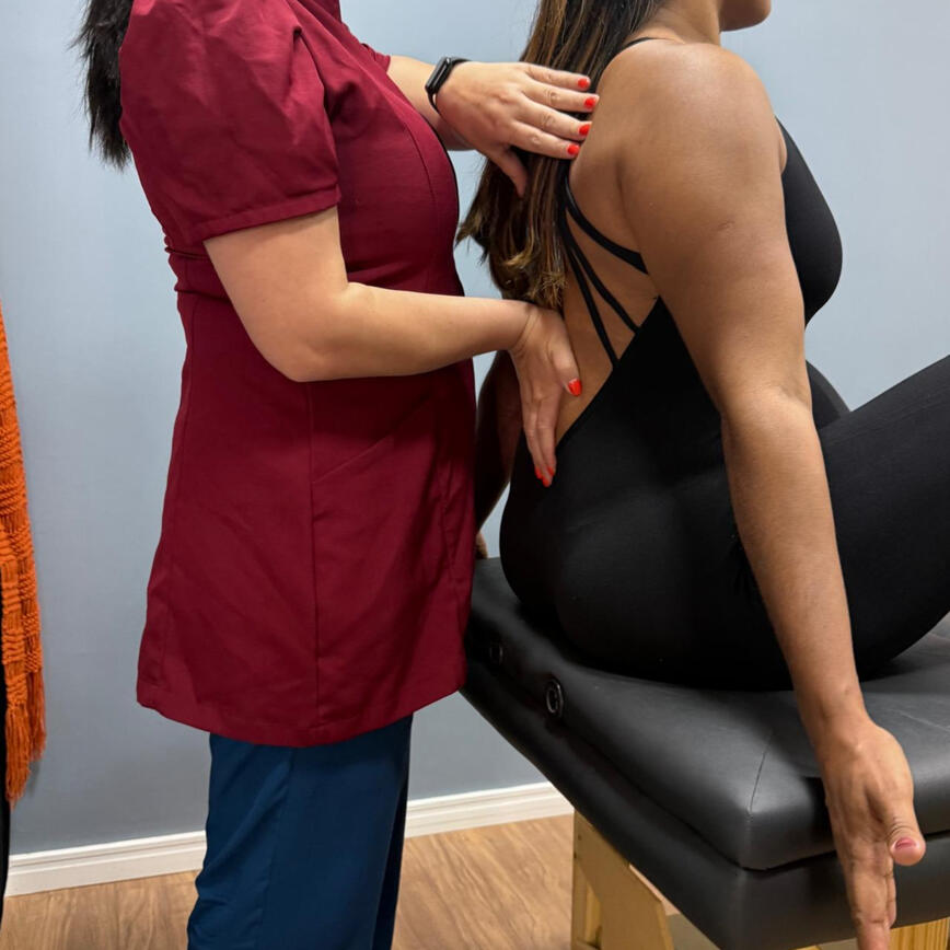 Instituto de Fisioterapia Hellen Caroline no Brooklin zona sul de São Paulo Instituto de Fisioterapia Hellen Caroline pilates, fisioterapia, RPG, palmilhas, massagem, drenagem linfática, liberação miofascial, acupuntura, ventosaterapia, disfução ATM no Brooklin zona sul de São Paulo